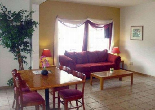 Rodeway Inn Salina image 9